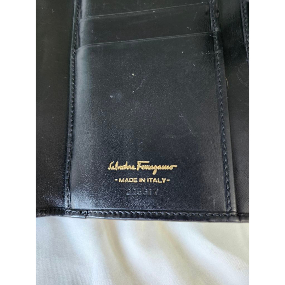 Salvatore Ferragamo Black Leather Wallet One Size - Picture 5 of 15